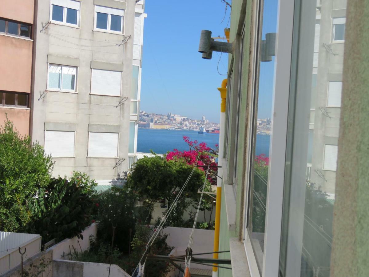 Tejo House River Lisbon 阿尔马达 外观 照片