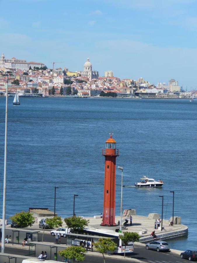 Tejo House River Lisbon 阿尔马达 外观 照片